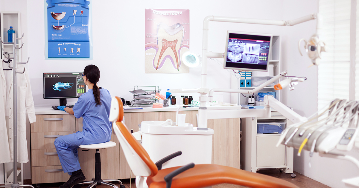 ai crm ngành nha khoa