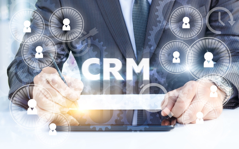 Sales CRM giúp doanh nghiệp tối ưu bán hàng và chăm sóc khách hàng.
